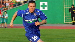 Patryk Małecki najbardziej znany jest z występów w Wiśle Kraków. Na zdjęciu podczas meczu z Hetmanem Zamość