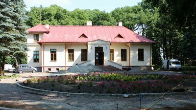 Rejowiec Fabryczny dostał milion na zabytki. Wyremontuje dworek