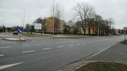 W miejscu tego skrzyżowania ulic Warszawskiej i Artyleryjskiej ma powstać rondo. Z tego miejsca będzie można dostać się na nowy most