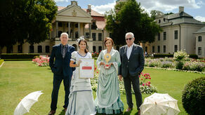 Mapy Google prowadzą do Kozłówki. Takich ocen turystów można pozazdrościć 