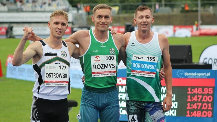 Michał Rozmys minimalnie przegrał z Filipem Ostrowskim na 1500 metrów, ale zrewanżował się na 800 m