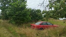 Taką skrytkę dla samochodu byłej żony znalazł 50-latek