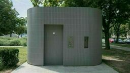 Nie było żadnego, a będą dwa. Gdzie staną szalety miejskie? 