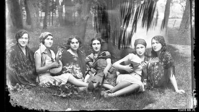 Fotografia z kolekcji szklanych negatywów ze strychu Rynku 4 w Lublinie