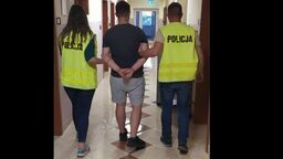 Podpalał pustostany i słomę. Straty na prawie pół miliona