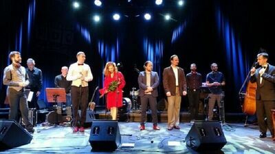 Tegoroczną galę finałową uświetni koncert zespołu Voice Band, jedynego w Polsce nawiązującego do tradycji międzywojennych rewelersów, z którym gościnnie wystąpi Ewelina Flinta. Na scenie pojawią się też zamojscy Namysłowiacy pod batutą Tadeusza Wicherka