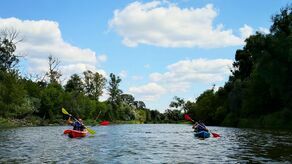 Kajakiem po Bugu. Warto zajrzeć do Różanki