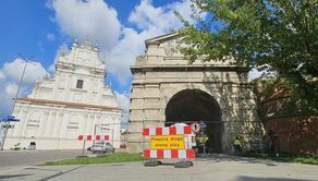 Brama pozostanie zamknięta aż do jesieni