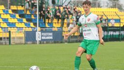 Orlęta w końcówce uratowały punkt na boisku w Sieniawie