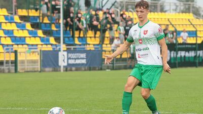 Orlęta w końcówce uratowały punkt na boisku w Sieniawie