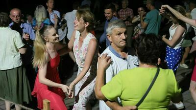 Lublin. Mieszkańcy polubili potańcówki w skansenie 