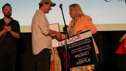 Michał Toczek odbiera główną nagrodę w MKFK