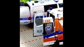 Ratownicy chcieli pomóc, a starszy mężczyzna zaczął im grozić 