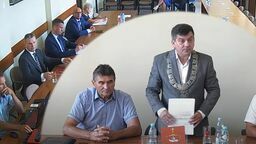 Takiej sesji w Firleju jeszcze nie było, nawet podczas pandemii. Na wtorkową sesję wybrało się zaledwie trzech radnych. Pozostali z zaproszenia nie skorzystali