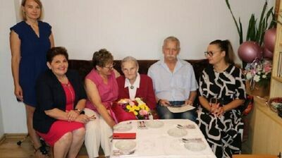 Pani Władysława mieszka teraz z córką i zięciem w Zwierzyńcu, ale urodziła się w Wierzbie