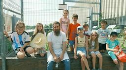 Wakacje na dachu CSK. Pszczoły bez tajemnic