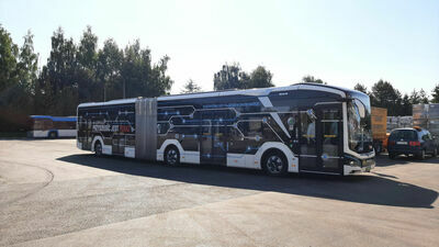 Zamojski MZK od kilku dni testuje elektryczny autobus. Więcej takich ma dotrzeć do miasta przed końcem roku. Nie wiadomo, czy od 1 stycznia posiadaczy Karty Zamościanina będą wozić za darmo