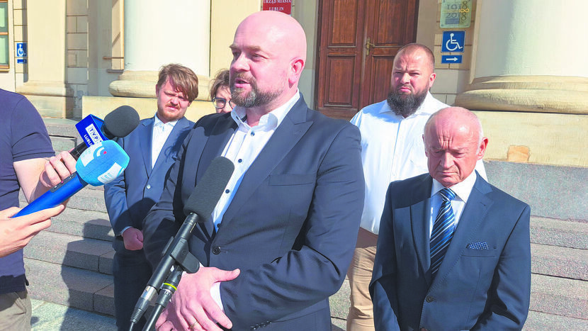Zdaniem polityków Konfederacji lubelski Ratusz "prowadzi walkę z kierowcami"
