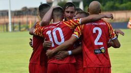 Gryf po trzech kolejkach ma 9 punktów i bilans bramek 9-0