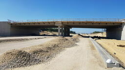 Nieproszeni goście na budowie autostrady. Wykonawca ostrzega 