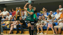 Kinga Achruk w niedzielę zmierzy się ze swoją siostrą, Edytą Byzdrą, która gra w Handball JKS Jarosław