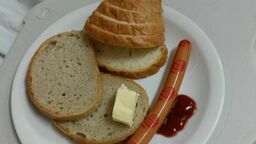 PiS bierze się za szpitalne jedzenie. " Te posiłki były często mizerne"