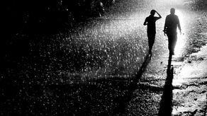 Lubelskie: Schadzki pod blokiem. Mieszkańcy mają dość