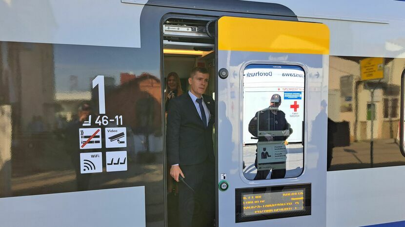 W poniedziałek rano ze stacji Lublin Główny nowym pociągiem odjechało kilkunastu pasażerów