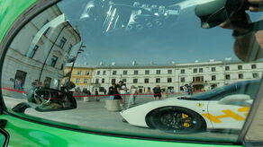 Superauta przed Pedetem 