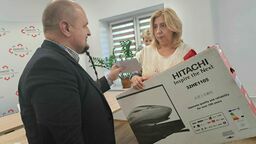 Beata Raszka odebrała zdobytą indywidualnie pierwszą nagrodę, ale od razu ją oddała "pani Gieni z Żeromskiego 11"