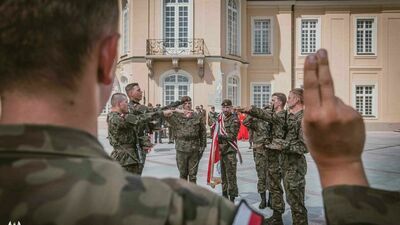 Przysięga rozpocznie się o godzinie 12