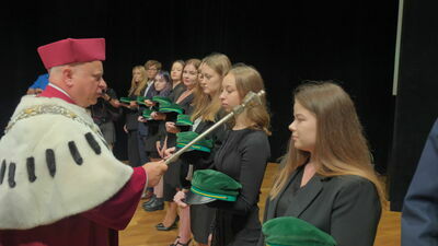 Stuletni profesor i minister z dobrą nowiną na inauguracji roku na Uniwersytecie Przyrodniczym