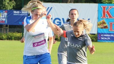 Katarzyna Kot (w białym stroju) to największa gwiazda MOSiR Lubartów