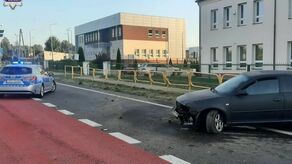 28-letnia mieszkanka Izbicy nie odniosła w wyniku kolizji poważniejszych obrażeń. Poważne mogą być dla niej konsekwencje jazdy pod wpływem alkoholu