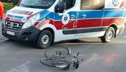 Rowerzystę do szpitala zabrało pogotowie