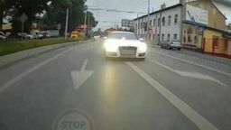 Kierowca audi bawił się w policjanta. Zmuszał innych do zjechania z drogi