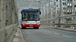 Pasażerów MZK przybywa, ale strata rośnie