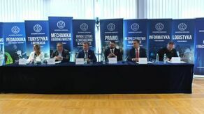 W poprzedniej debacie zorganizowanej przez Akademię Zamojską wzięli udział: Sylwia Buźniak (KW Nowa Lewica), Sławomir Ćwik (KKW Trzecia Droga PSL - PL2050 Szymona Hołowni), Krzysztof Grabczuk (KKW Koalicja Obywatelska), Marcin Różycki (KW Bezpartyjni Samorządowcy), Jarosław Sachajko (KW Prawo i Sprawiedliwość) oraz Witold Tumanowicz (KW Konfederacja Wolność i Niepodległość).