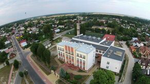 Nowe przedszkole powstanie jako skrzydło istniejącego gmachu SP im. Jana Pawla II w Ostrowie Lubelskim