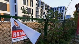 Trzeba przyznać, że zaraz po niedzieli banery wyborcze zaczęły znikać z płotów i parkanów błyskawicznie. Zostały nieliczne