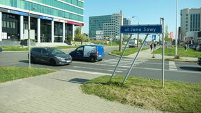 Zmiany na skrzyżowaniu ulic Zana i Jana Sawy będą związane z dojazdem do biurowca przy ul. Zana 32