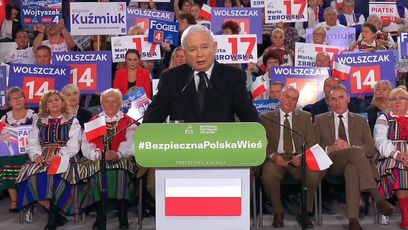 Jarosław Kaczyński zapowiedział dopłaty do sprzedanych malin dla plantatorów z województwa lubelskiego podczas poniedziałkowego spotkania z wyborcami w Przysusze 