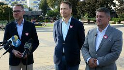 Politycy Platformy Obywatelskiej w Puławach mówili na temat bezpieczeństwa i obronności