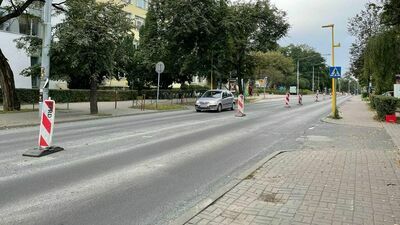 Drogowcy przy ul. Nadbystrzyckiej muszą jeszcze wykonać pionowe i poziome oznakowanie