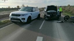 Czołówka z hondą. Motocyklistę zabrało pogotowie lotnicze 