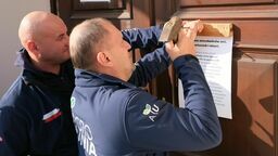 Działacze Agrounii chcą przeprosin za zboże z Ukrainy. Przybili list do drzwi urzędu