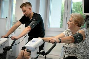 Pacjenci korzystają z rehabilitacji w nowym Ośrodku Rehabilitacji Kardiologicznej Dziennej SPSK4