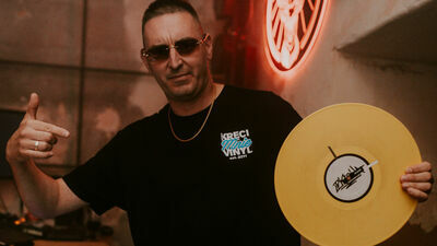 Kręci ich winyl! Impreza przy muzyce z płyt winylowych