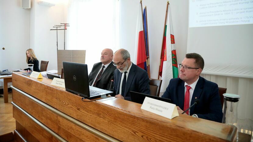 Marcin Nowak (z prawej) jeszcze w roli wiceprzewodniczącego lubelskiej Rady Miasta