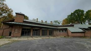 Są pieniądze, będzie remont. Myśliwi biorą się za dawny dom dziecka